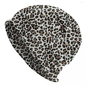 Bérets Leopard Skin Print Bonnet Chapeau à tricot Men Femmes Femmes Cool Unisexe Adulte Camouflage Camouflage d'hiver Bagons chauds