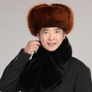 Bérets hommes hiver chaud fausse fourrure Bomber chapeaux noir marron solide épaissir oreillette casquettes mode russe mâle Leifeng neige oreille plus chaud