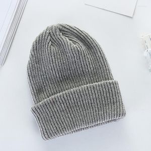 Berets Men and Women Losse bree beanie hoeden Oversize Winter Ski Boys Girls Solid Color Hip Hop 2023