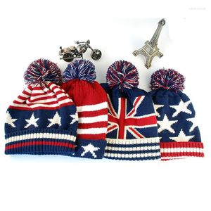 Berets Men Winter Pom Poms Ball Knust cap voor vrouwen unisual Britse en Amerikaanse nationale vlag hoeden schedels beanie hoed gorros