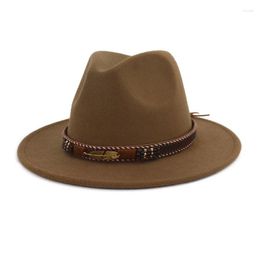 Boinas Hombres Mujeres Vintage Étnico Fieltro Sombrero de fieltro poco profundo con cinturón tejido Hebilla Protector solar Ala ancha Formal Floppy Trilby Jazz Cap 2XPC