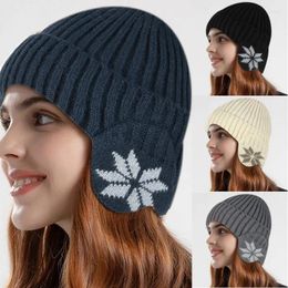 Berets Men Femmes hivernales chaleureuses tricots benines neige de la mode Skullies Hat Unisexe Outdoor Protection d'oreille à l'époque froide Caps de laine