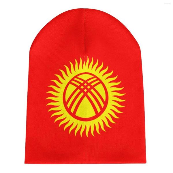 Bérets Nation Kirgyzstan Flag Country Triped Hat for Men Women Boys Unisexe Hiver Automne Boneie Cape chaude