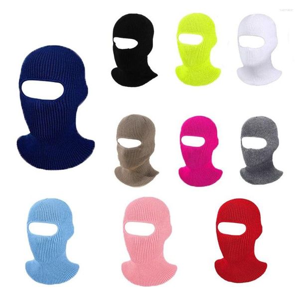 Bérets Masque de protection de l'oreille de cagoule extérieure 1 trous Skullies Femme Hiver CAP Men de gabares Chapeaux de couverture en tricot