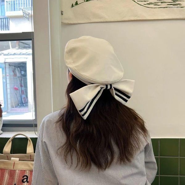 Berets surdimensive Bow Beret for Women 2024 Summer Ins Striped Designer Hat Niche Painter Cap Navy Navy Japanese Sailor Hats