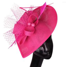 Bérets rose dames Chapeau casquettes femmes Kenducky fascinateurs chapeaux bandeaux casque avec plumes accessoires de cheveux