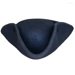 Bérets Pirate Hat for Adult Cosplay Party Costume Tricorne Stage montre Captain Halloween Role Play Headgear