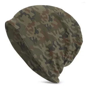 Berets Polish Camouflage Grom Camo Chapeaux Fashion Goth Goth Autumn Winter Street Skullies Bons de bonnet Unisexe Men de femme