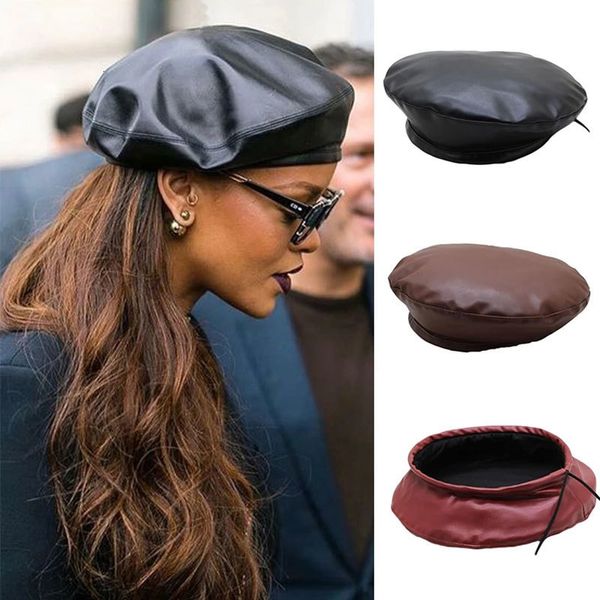 Berets Pu Leather Femmes Béret Hat Fashion Street Artiste français Cape de bonnet chaud Automne Hiver Retro Couleur solide Black Beret 230717