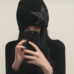 Boinas Ruibbit Llegada Sombrero de punto Japonés Gótico Chica Punk Harajuku Mujer Gorras casuales Moda Negro Gry Estrellas Sombreros