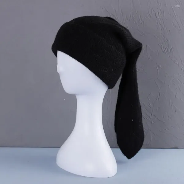 Berets Ski Hat Hiver Boneie Trièce chaud pour les femmes Crochet Crochet Coup de crâne de ski