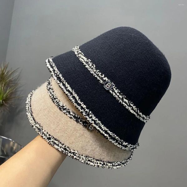 Bérets petit chapeau de bol en laine de vent parfumé pour les femmes automne et hiver chaud à la mode polyvalent visage mettant en valeur la mode