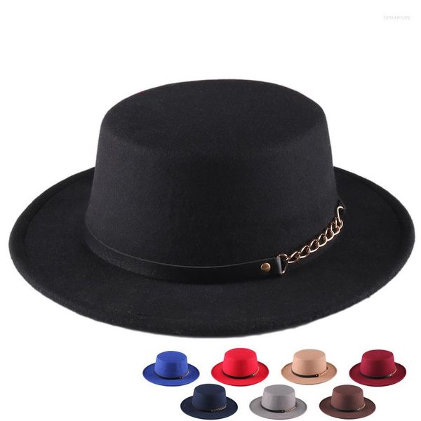 Bérets couleur unie automne hiver mode laine chapeau Simple rond haut plat Vintage large Fedoras chapeaux pour femmes bord chaîne casquette