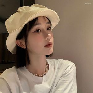 Baretten Lente 2023 Grote Rand Zwarte Achthoekige Hoed Voor Vrouwen Koreaanse Mode Blauwe Schilder Witte Sboy Caps Collectie Y2k Charm