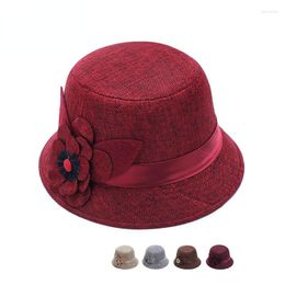 Berets Frühling und Herbst Damen Leinen Atmungsaktive Sonnenhut Top Große Blumendekoration Mode Monochrom Flache Prinzessin