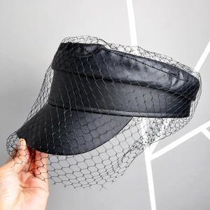 Bérets Spring Pu Leather sboy Hat avec en mesh Gauze Retro Elegant Flat Top Sea Fashion Military British British Casual Cascs for Female