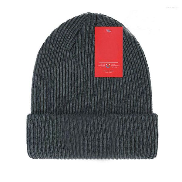 Boinas Primavera Invierno Alta calidad Mujeres Hombres Moda Canadienses Cálido CG Sombrero Clásico Gorro de lana al aire libre