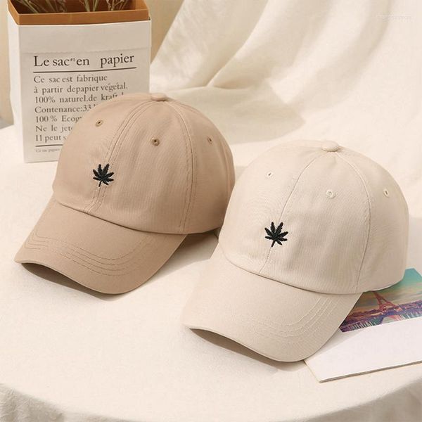 Bérets été extérieur réglable Hip Hop chapeau hommes femmes charme feuille Snapback chapeaux érable casquette de Baseball Couple