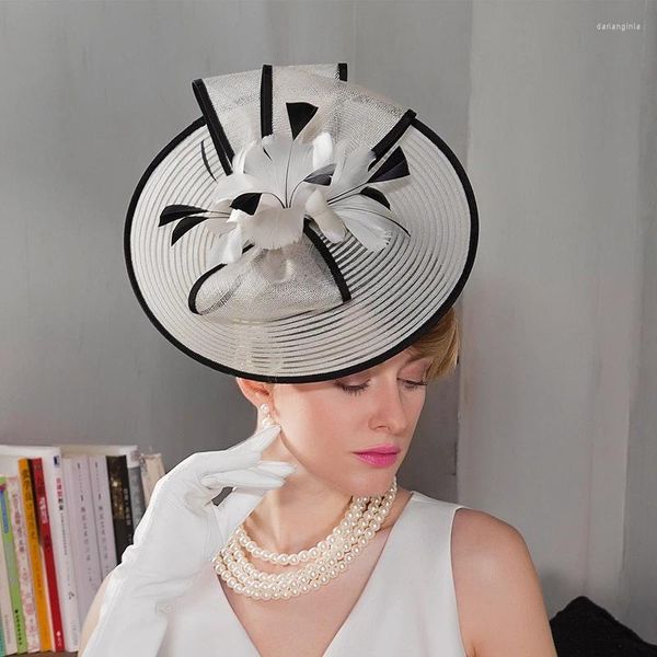 Bérets Chapeau de mariage d'été pour femme Vintage Rose Pillbox Chapeaux Fleurs Plume avec Bowknot Banquet Fascinator