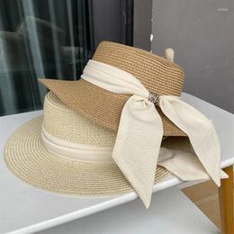 Boinas Sun Fedora Hats Mujeres Men Gabs Flat Top Wide Brim Save Summer Beach Beach White White Ribbon Panamá para damas