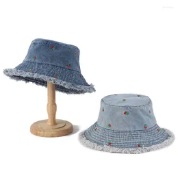 Berets Sun Protive Fisherman Hat BorduuryCherry Bucket Adult Summer Visor Drop