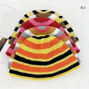 Bérets Sweet Girls Crochet Stripe Motif Seau Chapeau Dames Pêcheur Cap Couleur Correspondant Femme Adolescents Casual Sunproof