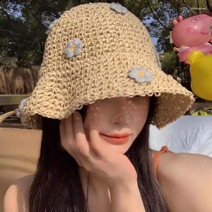 Berets Sweet Straw Flower Caps Zomer Women Girls Boho Travel Sunscreen Fisherman's Hat Leuk veelzijdige verstelbare emmer hoeden accessoire