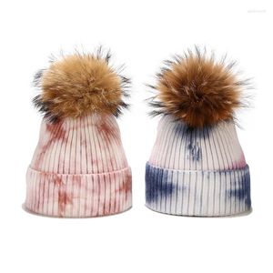 Beretten stropd geverfde wasbeer honden wollen bal gebreide hoed vrouwen herfst winter buiten windbestendingen unisex kern sponnen garen garen