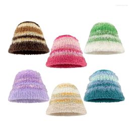 Bérets voyageant chapeau de seau crochet pêcheur en peluche rayé pour les filles y2k shopping f0s4