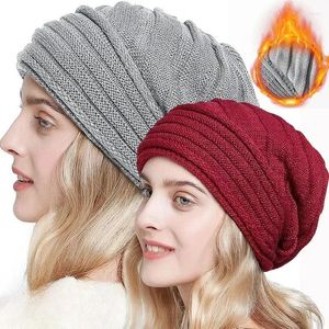 Bérets Unisexe surdimensionné en tricot Baggy Bamans pour femmes Fashion Fashion hivernale chaude Ski Souchy Capes Skullies Bons de laine