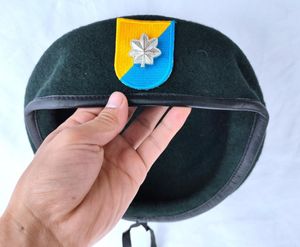 Bérets États-Unis US Army 8th Special Forces Group Wool Green Beret LIEUTENANT COLONEL DEVICE INSIGNIA Chapeau militaire 1963-1972