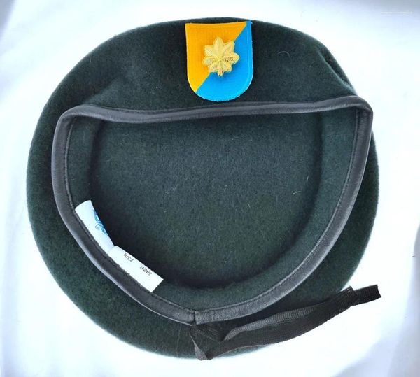 Boinas Estados Unidos Ejército de EE. UU. 8.º Grupo de Fuerzas Especiales Lana Boina verde negruzca INSIGNIA DE DISPOSITIVO PRINCIPAL Recreación Sombrero militar 1963-1972