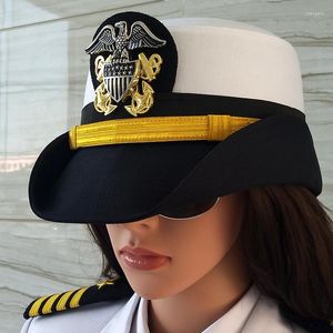 Berets Us Navy Caps Femelle Yacht Hat Eagle Badge White Pilot Military Marine Corps Sailor Captain Captain pour femmes