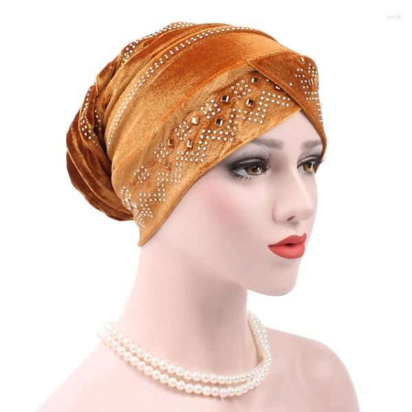 Bérets velours intérieur Hijabs musulman Turban casquettes pour femmes avec perceuse ethnique islamique enveloppement tête Turbante prêt à porter Hijab Bonnet