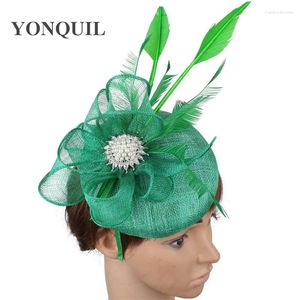 Berets Vintage Party Formele Fedora-hoeden Hoge kwaliteit 4-laags Green Fascinator Hat Hoofdband Bridal Show Koppelclip