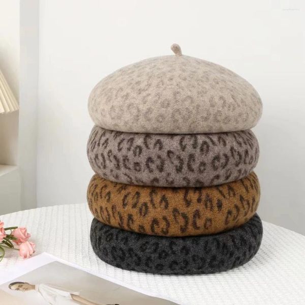 Bérets Visrover 4 Colours Leopard Winter Beret Feme Cap automobe Autumn Hat Top Quality Fashion Boina Gift Wholesale