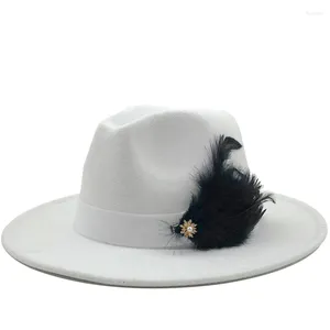 Bérets Blanc Laine Femmes Plume Fedora Chapeau Pour Hiver Automne ElegantLady Floppy Cloche Large Bord Hommes Jazz Caps