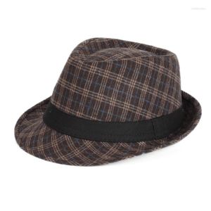 Beretten Groothandel klassieke lente en herfst gecontroleerd Panama Fedora Black White Hats Men Women Jazz Caps