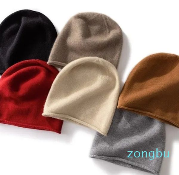 Boinas Venta al por mayor Sólido Cashmere Knit Beanie Hat Mujeres Otoño e Invierno Cálido Versátil Llano Laminado Lana Fría Cap