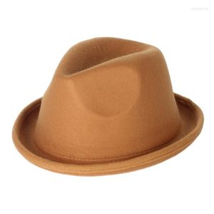 Boinas Venta al por mayor Vintage Hombres y mujeres Moda Color sólido Sombrero de ala corta Jazz Fedora Sombreros para damas