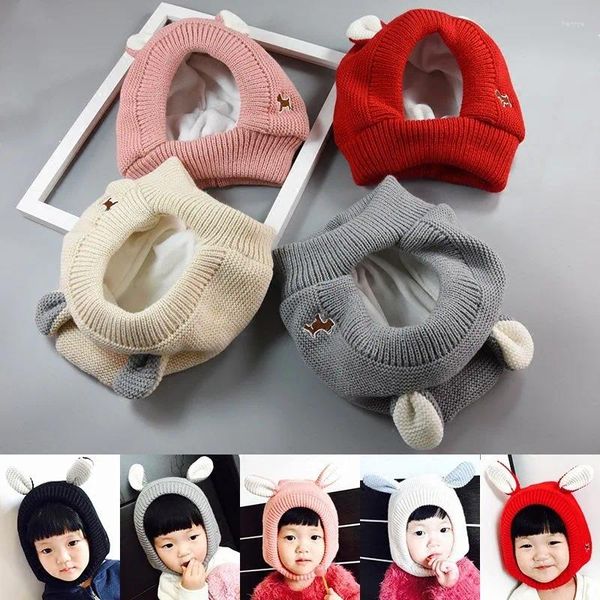 Bérets Hiver bébé chapeau tricoté pour enfants en laine et morsure de chapeaux