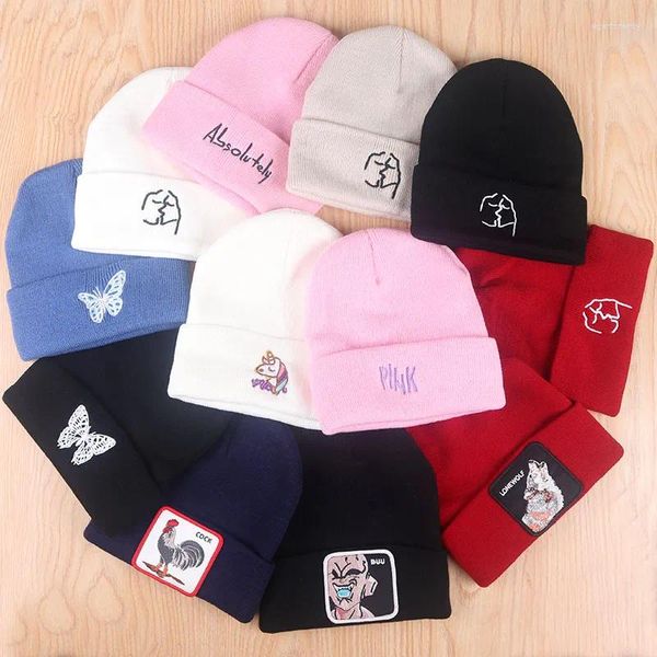 Bérets Bonnet d'hiver Chapeau Femmes Hommes Automne 2024 Corée Lettre Animal Broderie Noir Blanc Rose Dames Skullies Bonnets Casquette En Gros