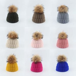 Bérets bonnets d'hiver pour enfants enfants fourrure de raton laveur pompons chapeau chaud bonnet tricoté Parent-enfant filles garçons