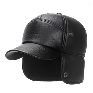 Bérets hiver Bomber chapeau hommes femmes russe noir casquette en cuir avec oreillettes fourrure chaud marque Baseball