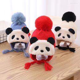 Beretten winter schattig panda kinderen hoeden grote pom warm gebreide hoed pluche jongens meisjes caps cartoon oor flap winddichte peuter