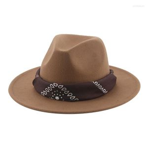 Berets Hat Hat Hat Fedoras Fedoras Felted Big Taille 62cm Band Courteille décontractée bandeau noir Khaki 2023 Femmes Sombreros