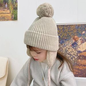 Bérets d'hiver épais bébé chapeau gros pompon bonnet avec oreillette laine peluche enfants bonnet tricoté pour filles garçons chauds enfants accessoires