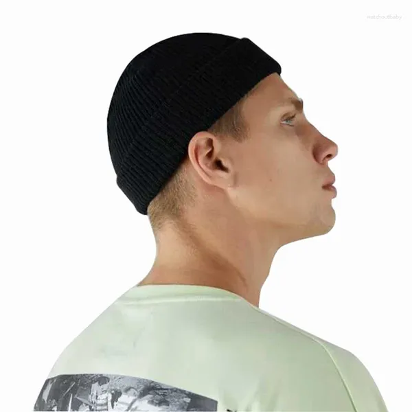 Bérets Hiver Behaes Cascus Cascil Short Hip Hop Hop Adult Men Boneie femelle laine en tricot Skullcap élastique Chapeaux Unisexe