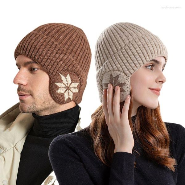 Boinas Invierno Cálido Felpa Gorros de punto para hombres Mujeres Nieve Moda Skullies Sombrero Unisex Al aire libre A prueba de frío Protección para los oídos Gorros de lana