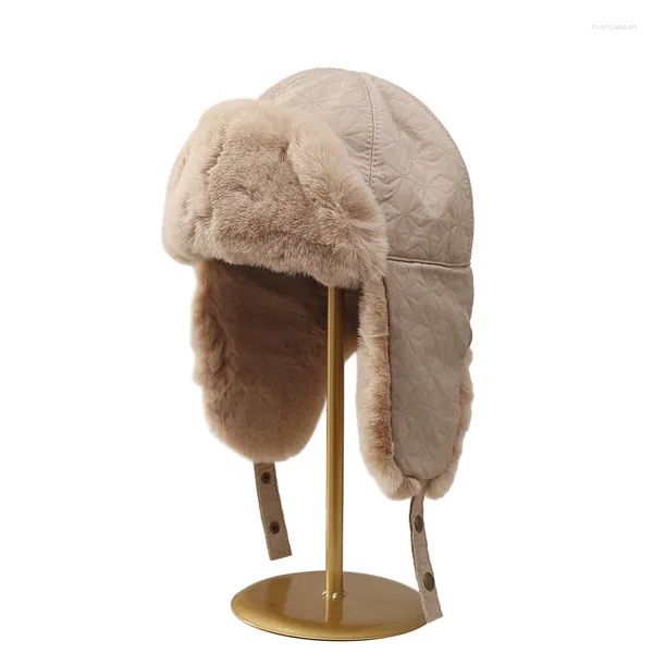 Bérets d'hiver chauds coupe-vent en peluche, chapeaux de bombardier russes pour femmes unisexes broderie de flocon de neige fausse fourrure Trooper avec rabats